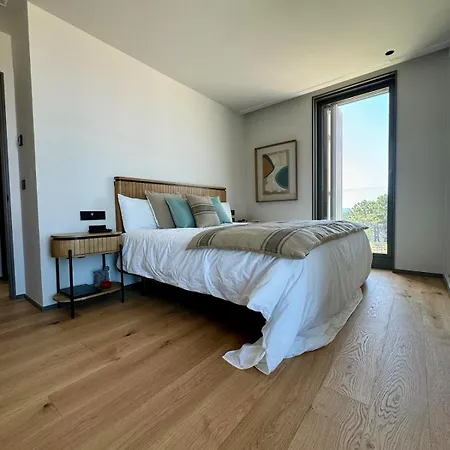 Luxury Ocean View At Foxos Appartement *